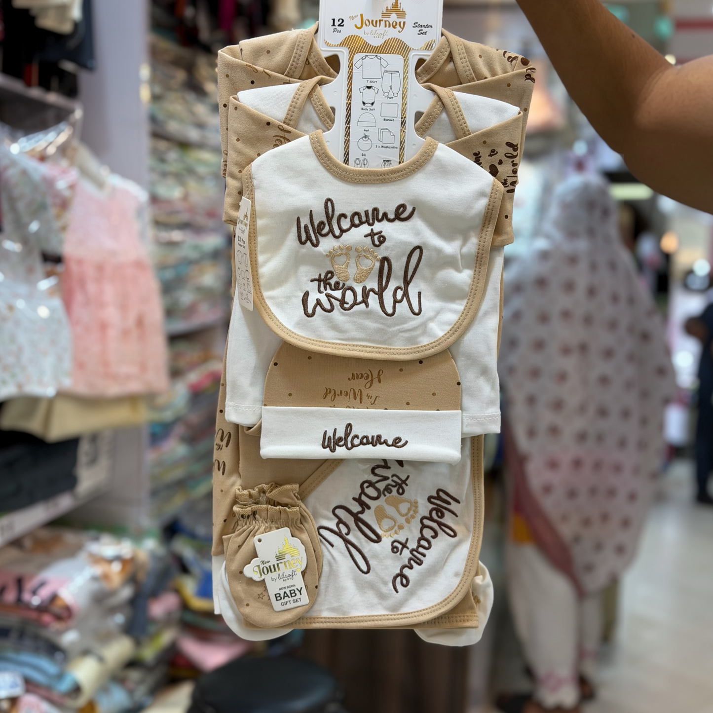 12 Piece Newborn Baby Starter Gift Set | Cotton Baby Clothes with Hanger | Welcome to the World(0-3Months)