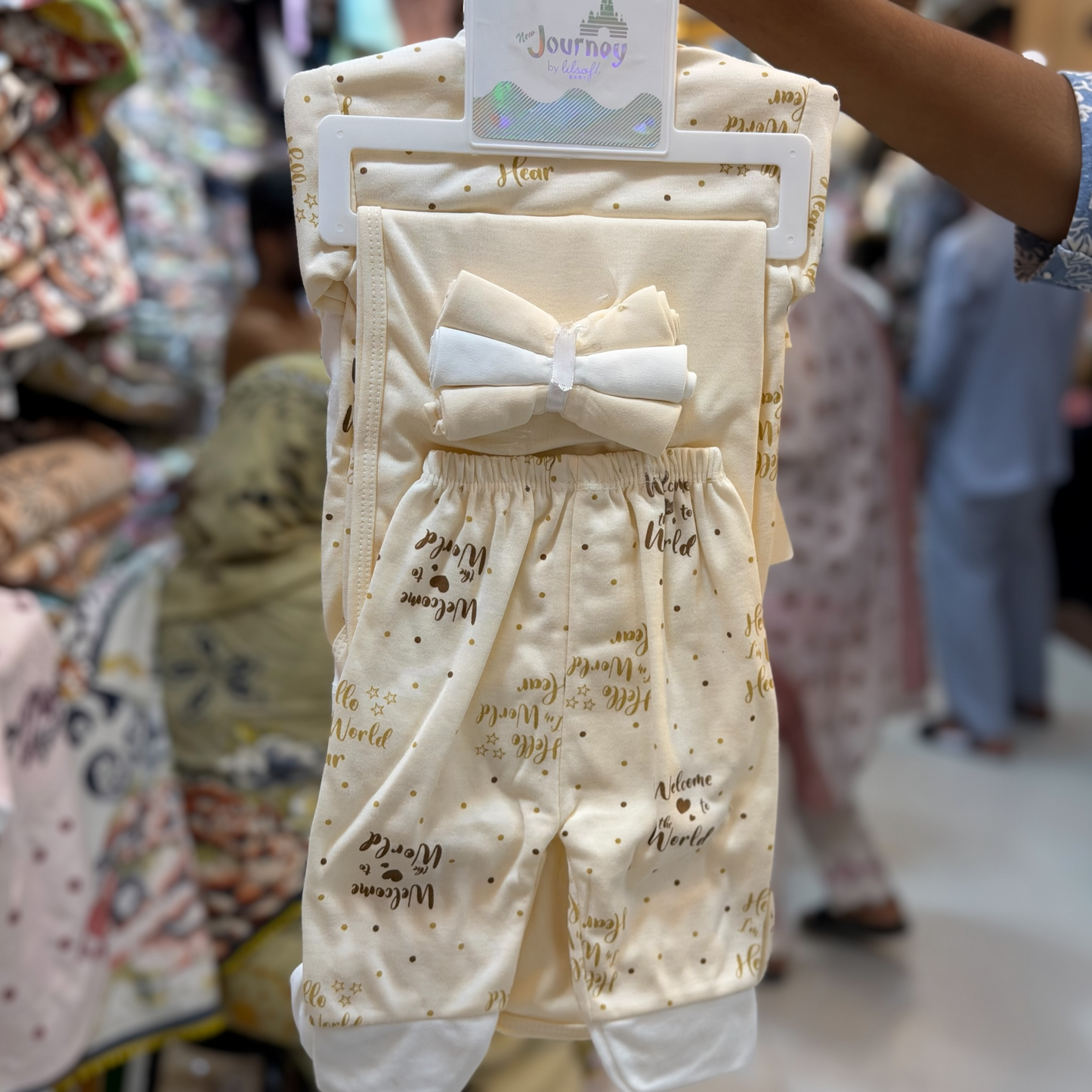 12 Piece Newborn Baby Starter Gift Set | Cotton Baby Clothes with Hanger | Welcome to the World(0-3Months)