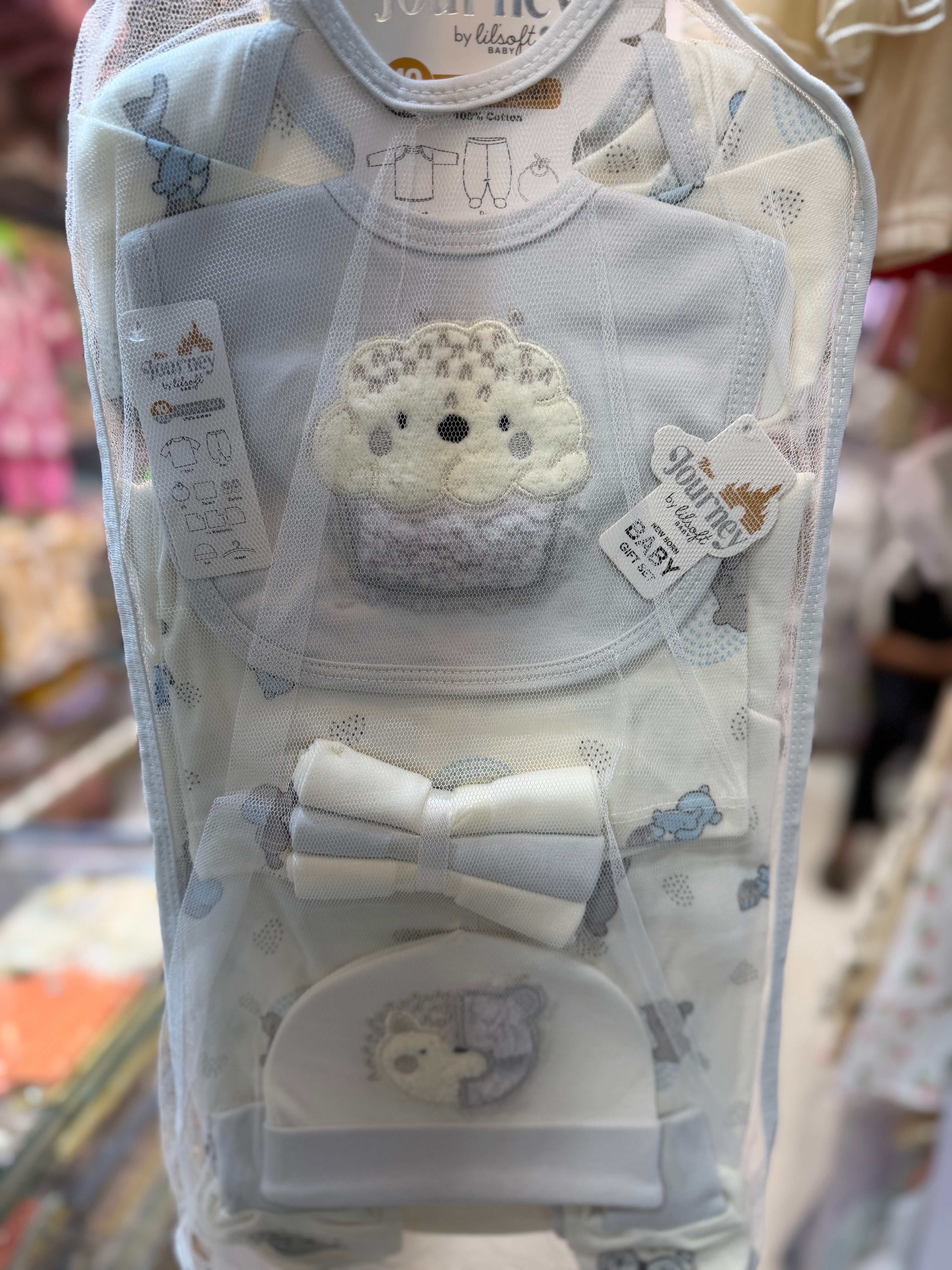 10 Piece Newborn Baby Starter Set – Unisex Cotton Gift Set with Shirt, Pajama, Bib, Blanket, Cap, Booties & Wash Cloths