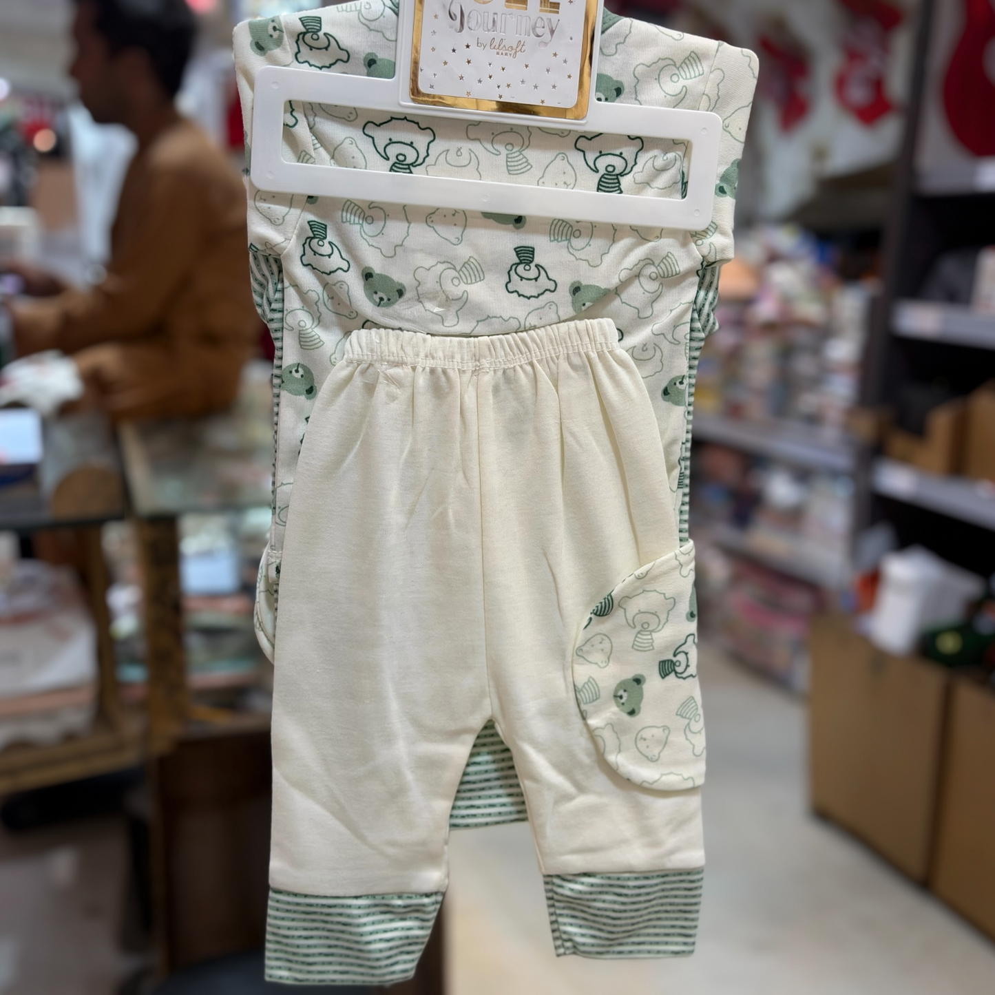 10 Piece Newborn Baby Cotton Starter Set – Shirt, Pajama, Romper, Bib, Cap & Accessories(0-3Months)